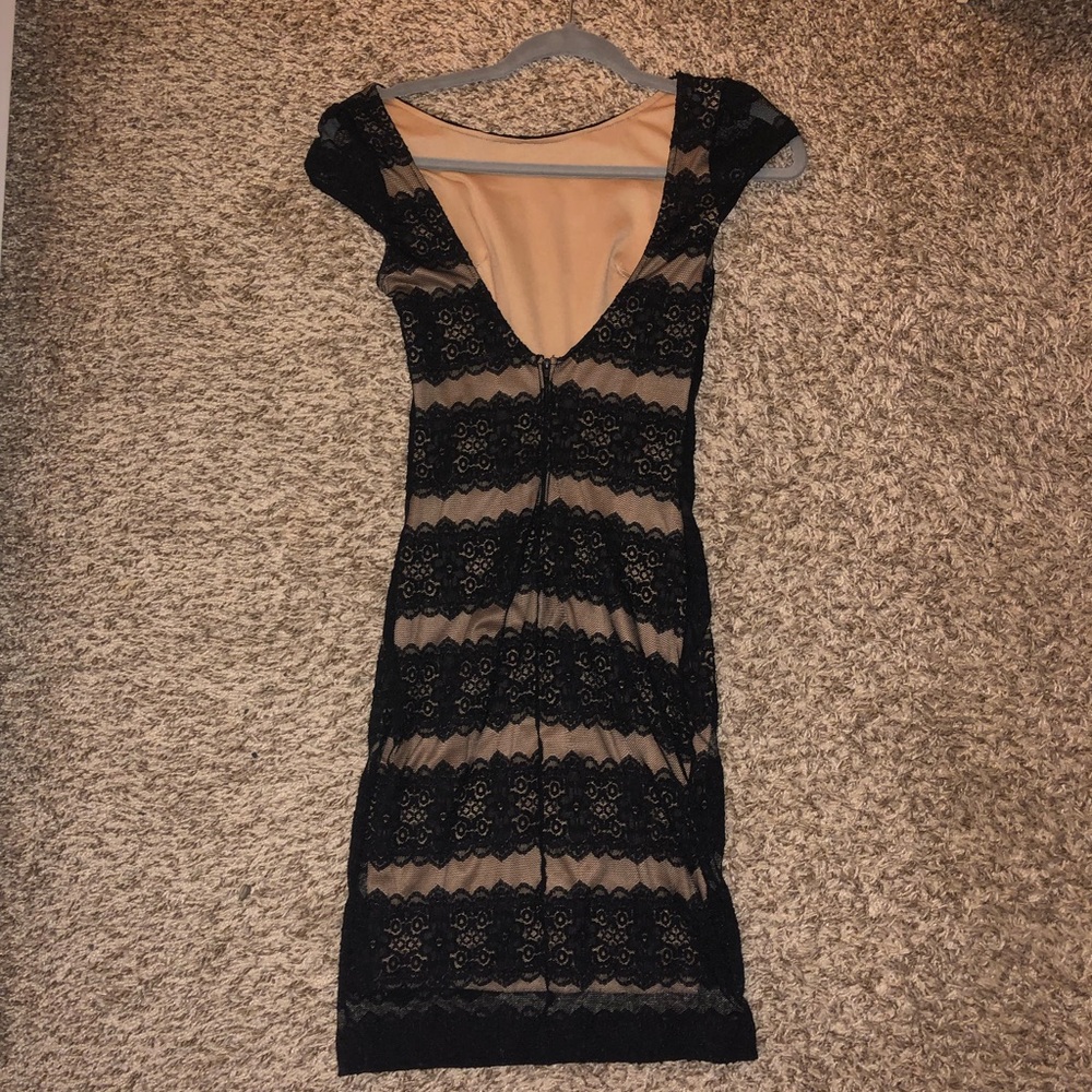 Express dress ( size 0 ) perfect condition !!!